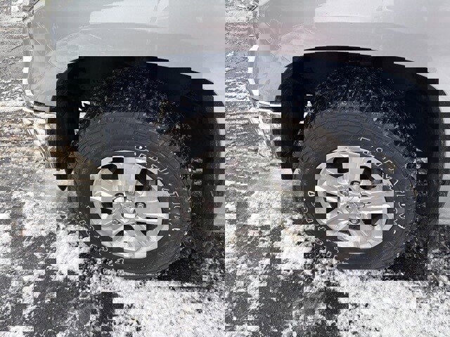 Used 2019 Toyota Tundra SR5 image 32