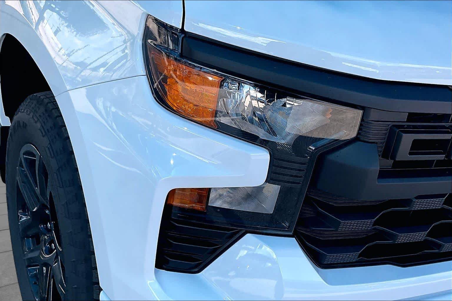 New 2026 Chevrolet Silverado 1500 Custom AWD/4WD image 13