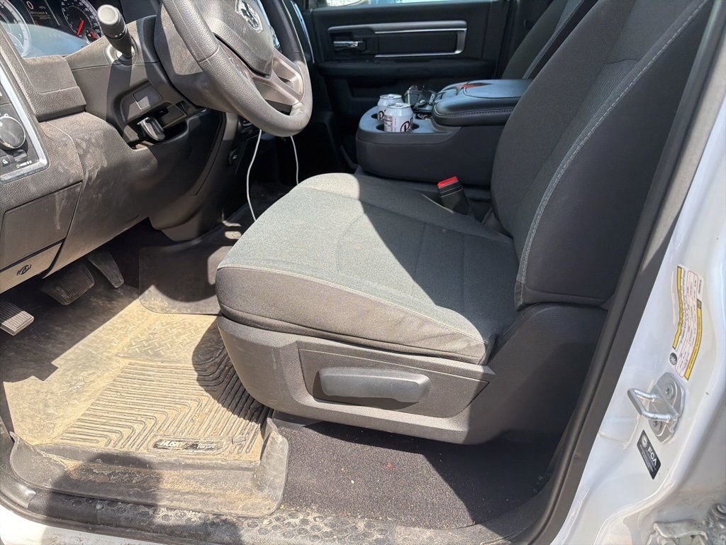 Used 2022 RAM 1500 Classic Warlock AWD/4WD image 13