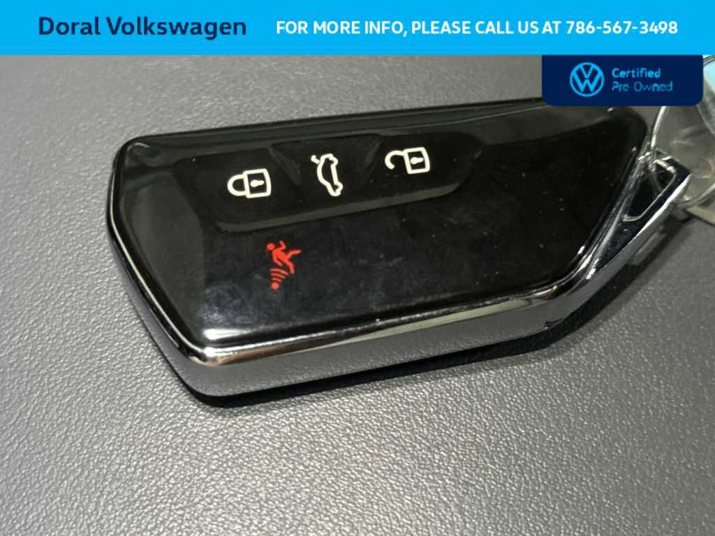 Used 2023 Volkswagen ID.4 Pro RWD image 27