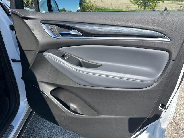Used 2024 Buick Enclave Essence FWD image 44