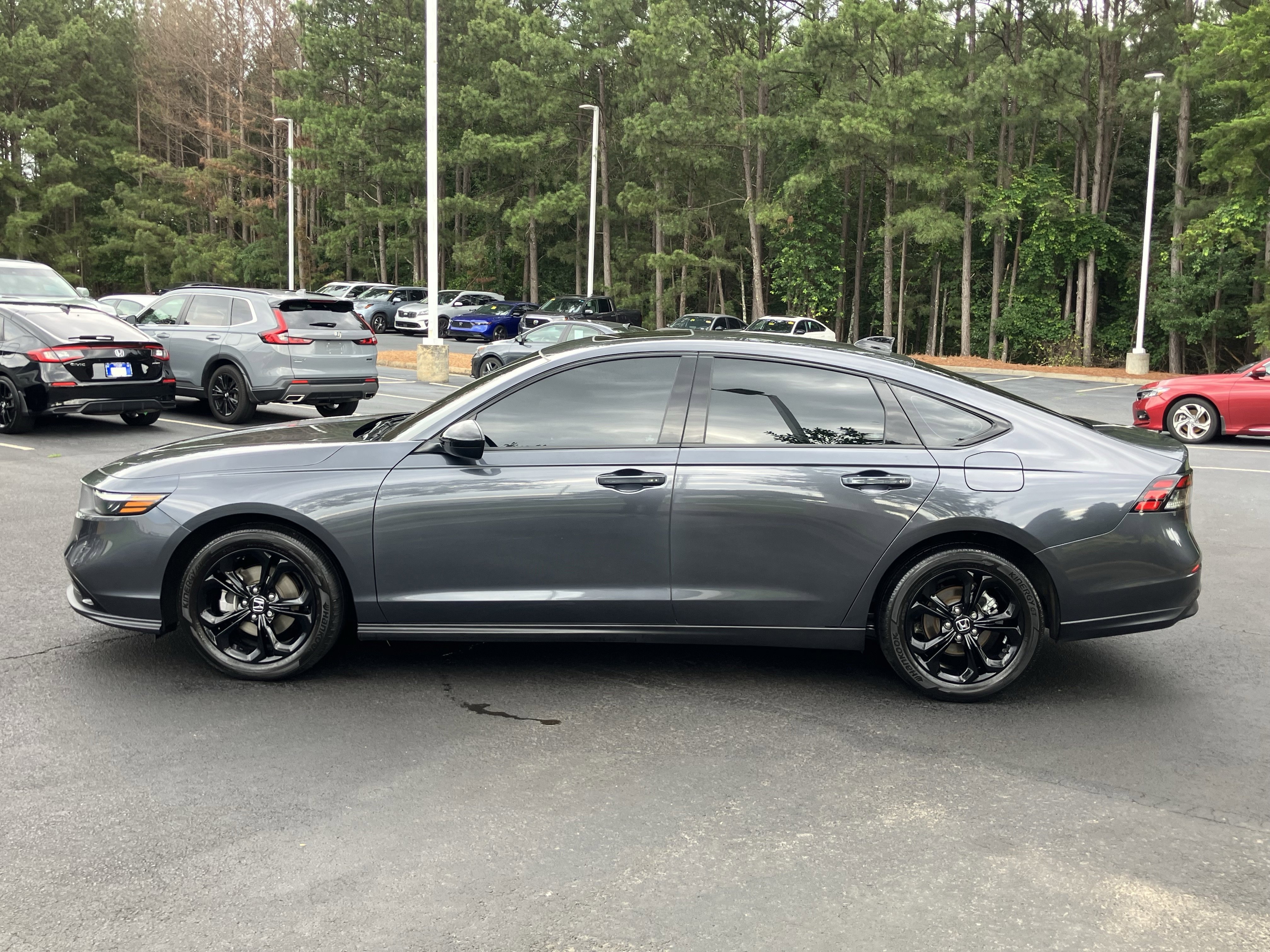 Used 2025 Honda Accord SE image 7