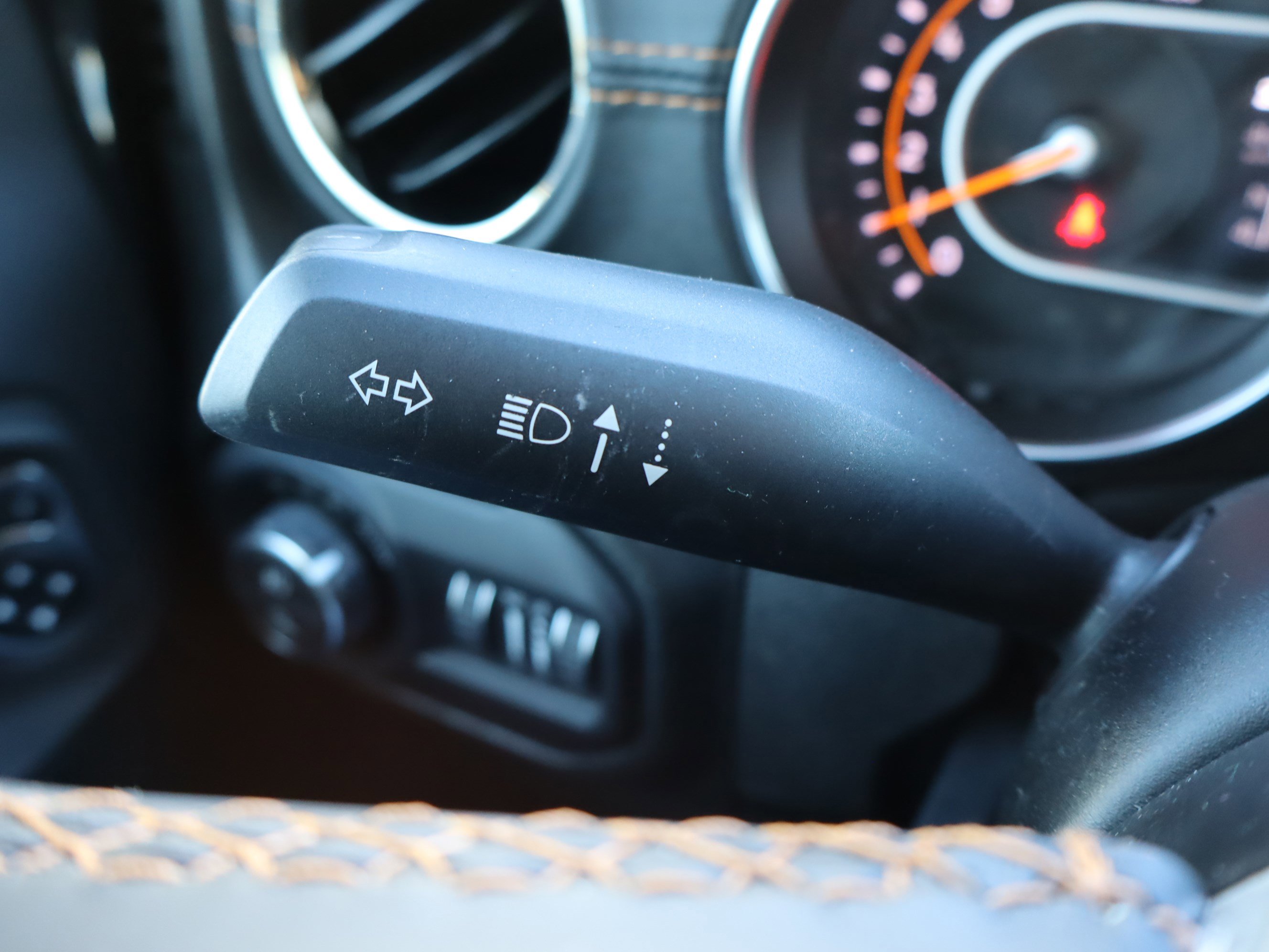 Used 2022 Jeep Gladiator Overland image 25