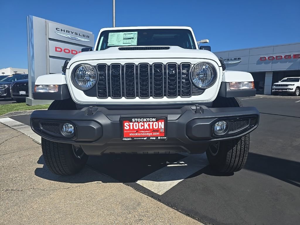 New 2025 Jeep Gladiator Sport AWD/4WD image 22