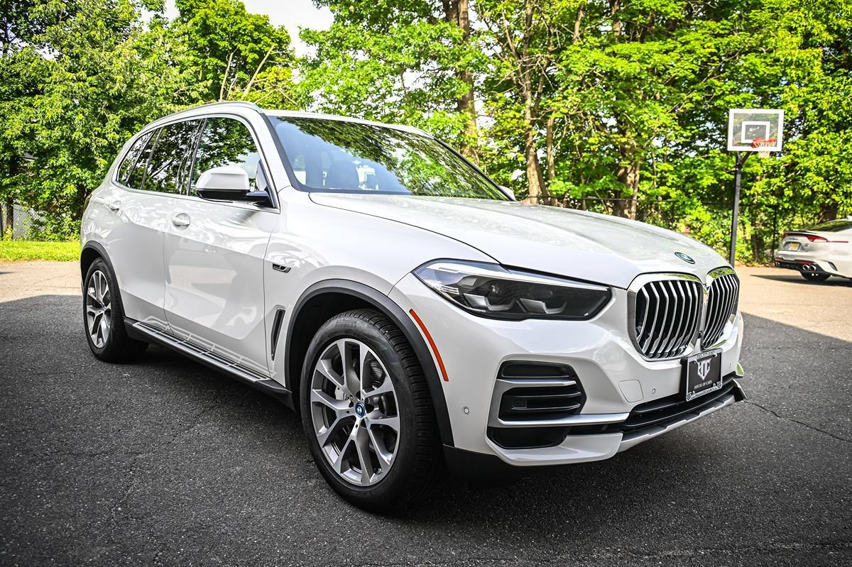 Used 2023 BMW X5 xDrive45e AWD/4WD image 6
