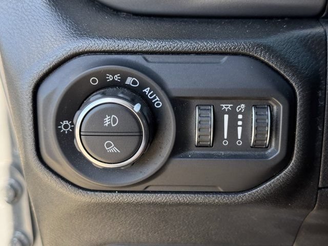 Used 2022 Jeep Gladiator Sport AWD/4WD image 24