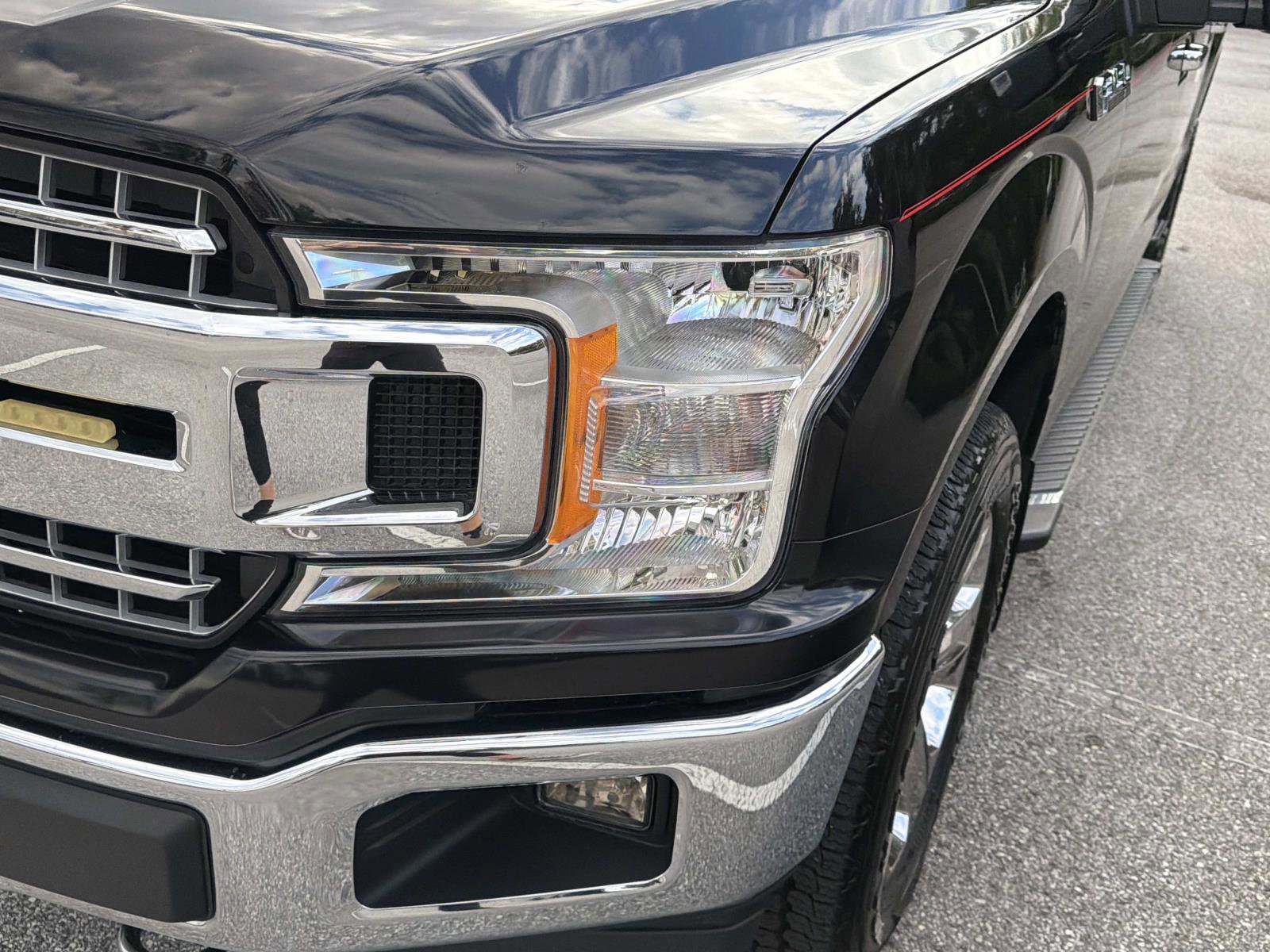 Used 2019 Ford F150 XLT w/ Equipment Group 302A Luxury AWD/4WD image 10