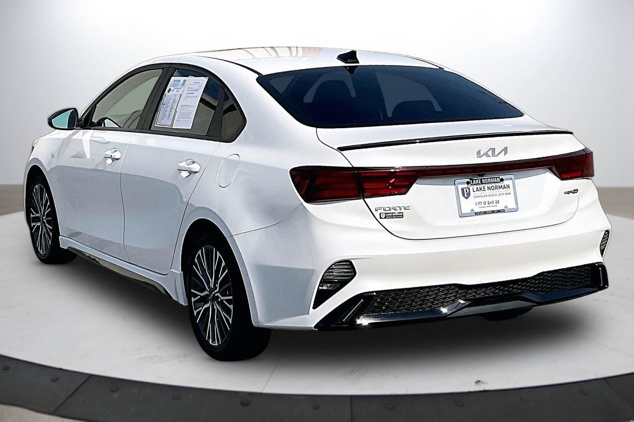 Used 2023 Kia Forte GT-Line w/ GT-Line Premium Package image 7