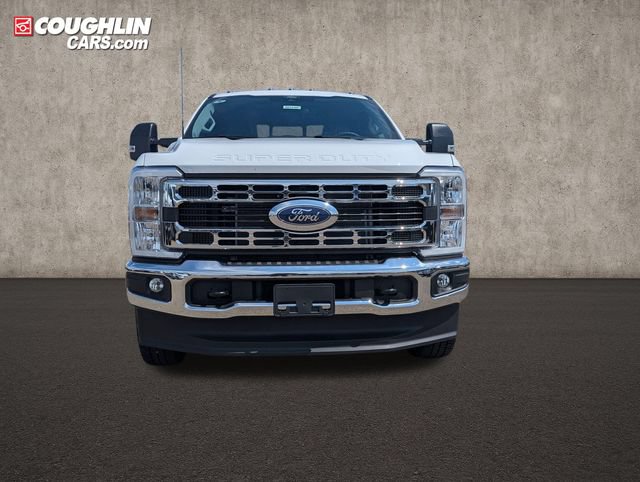 New 2026 Ford F350 XL w/ XL Chrome Package AWD/4WD video 2