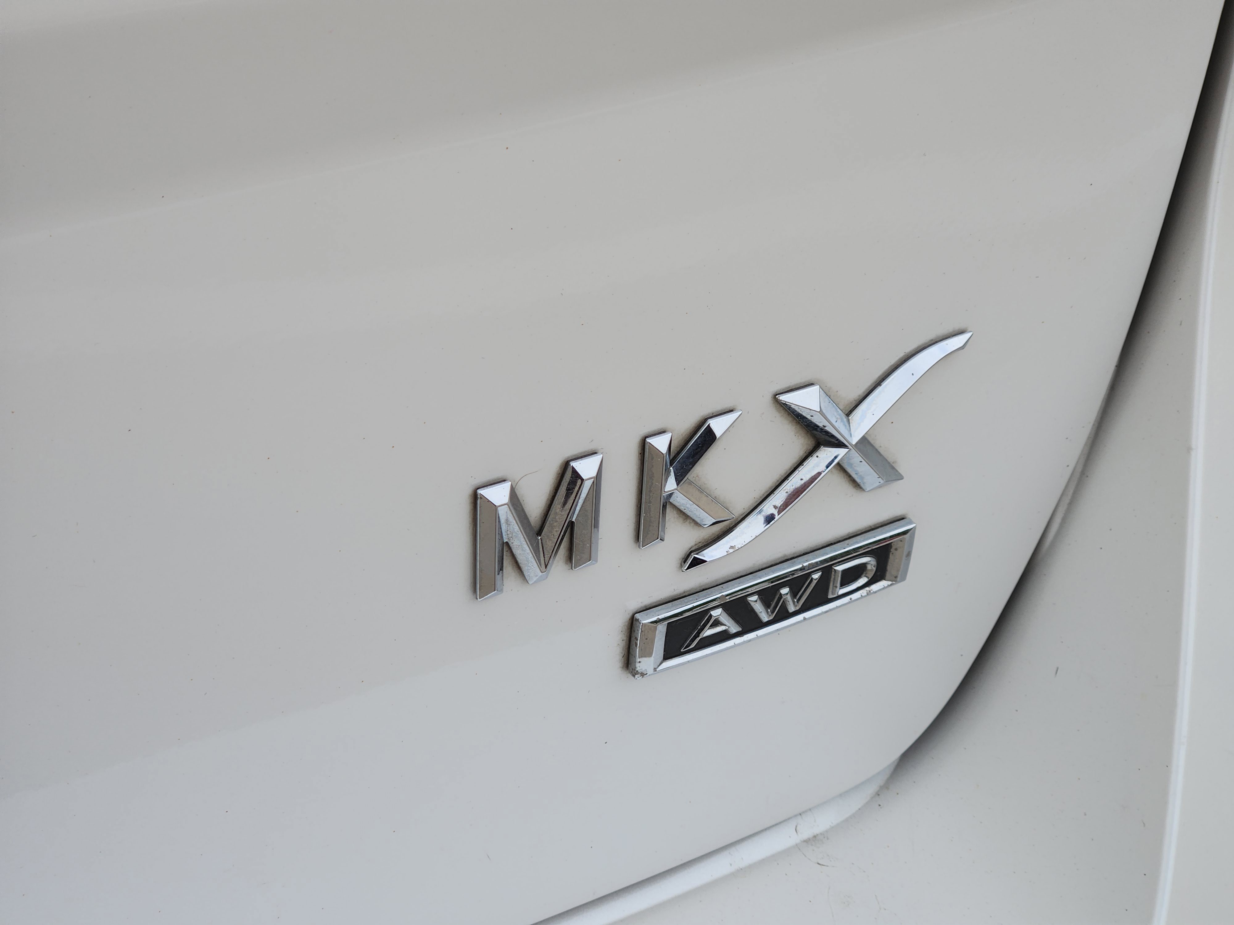 Used 2013 Lincoln MKX AWD image 40