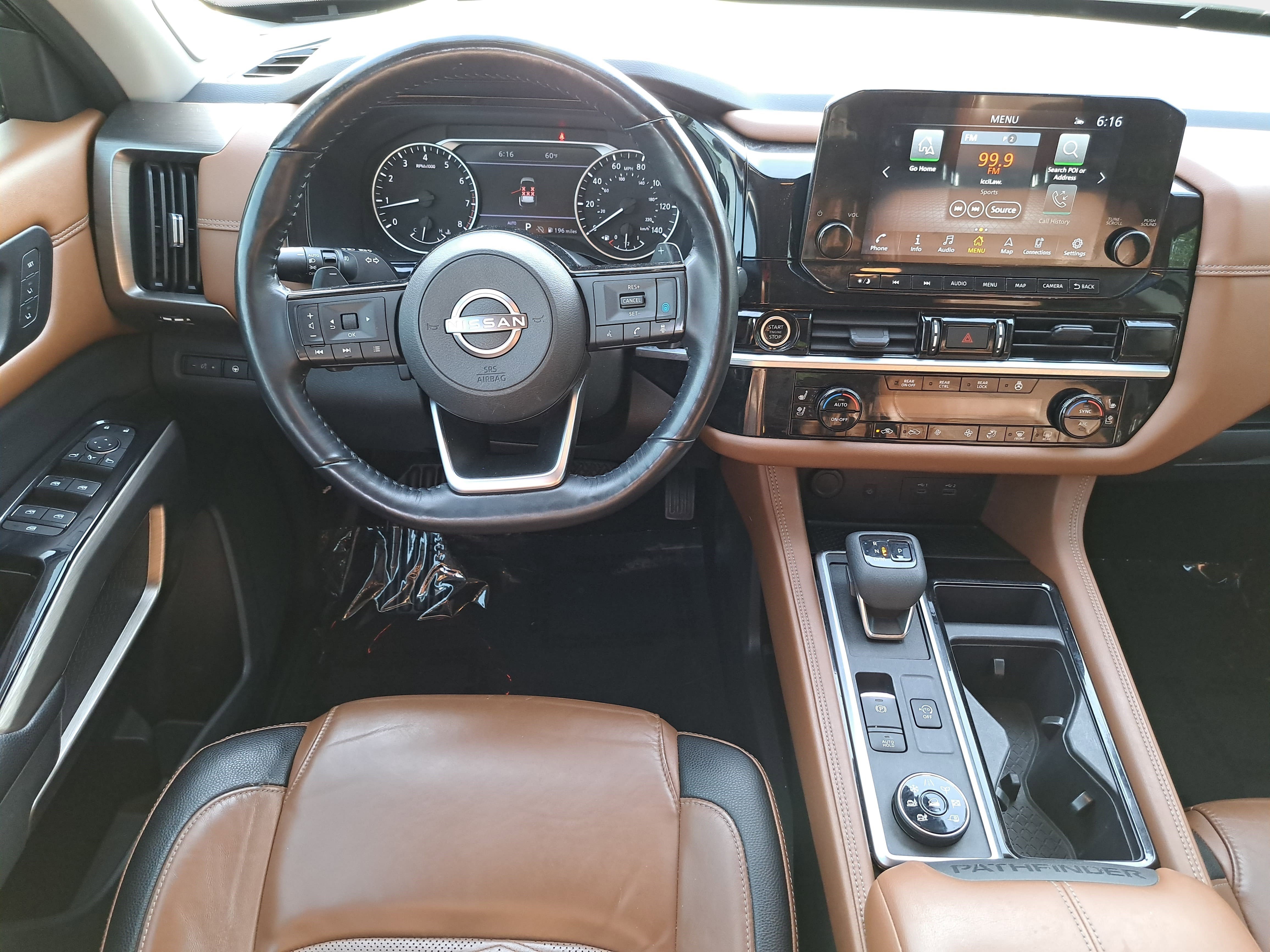 Used 2022 Nissan Pathfinder Platinum w/ Cargo Package image 16