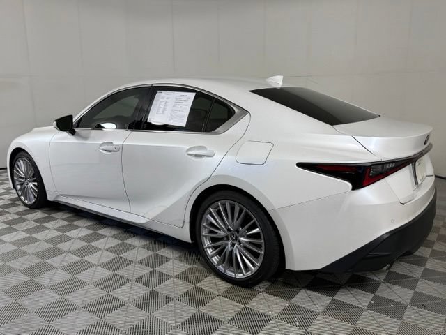 Certified 2024 Lexus IS 300 w/ Premium Package RWD image 4