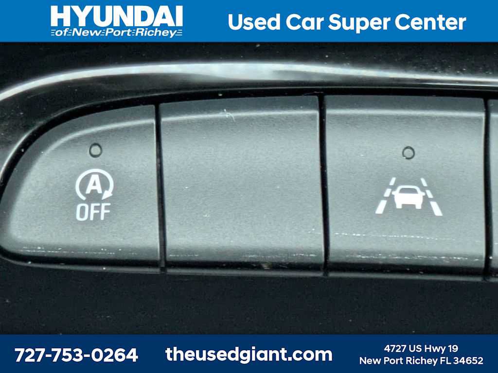 Used 2024 Buick Encore GX Sport Touring FWD image 25
