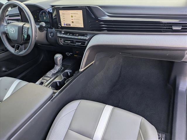 Used 2025 Toyota Camry SE w/ Convenience Package image 21