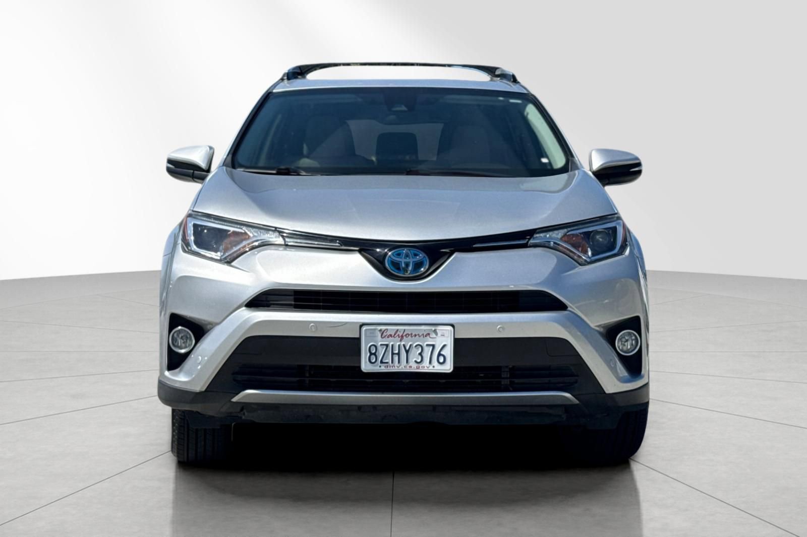 Used 2016 Toyota RAV4 XLE w/ Convenience Package AWD/4WD image 9