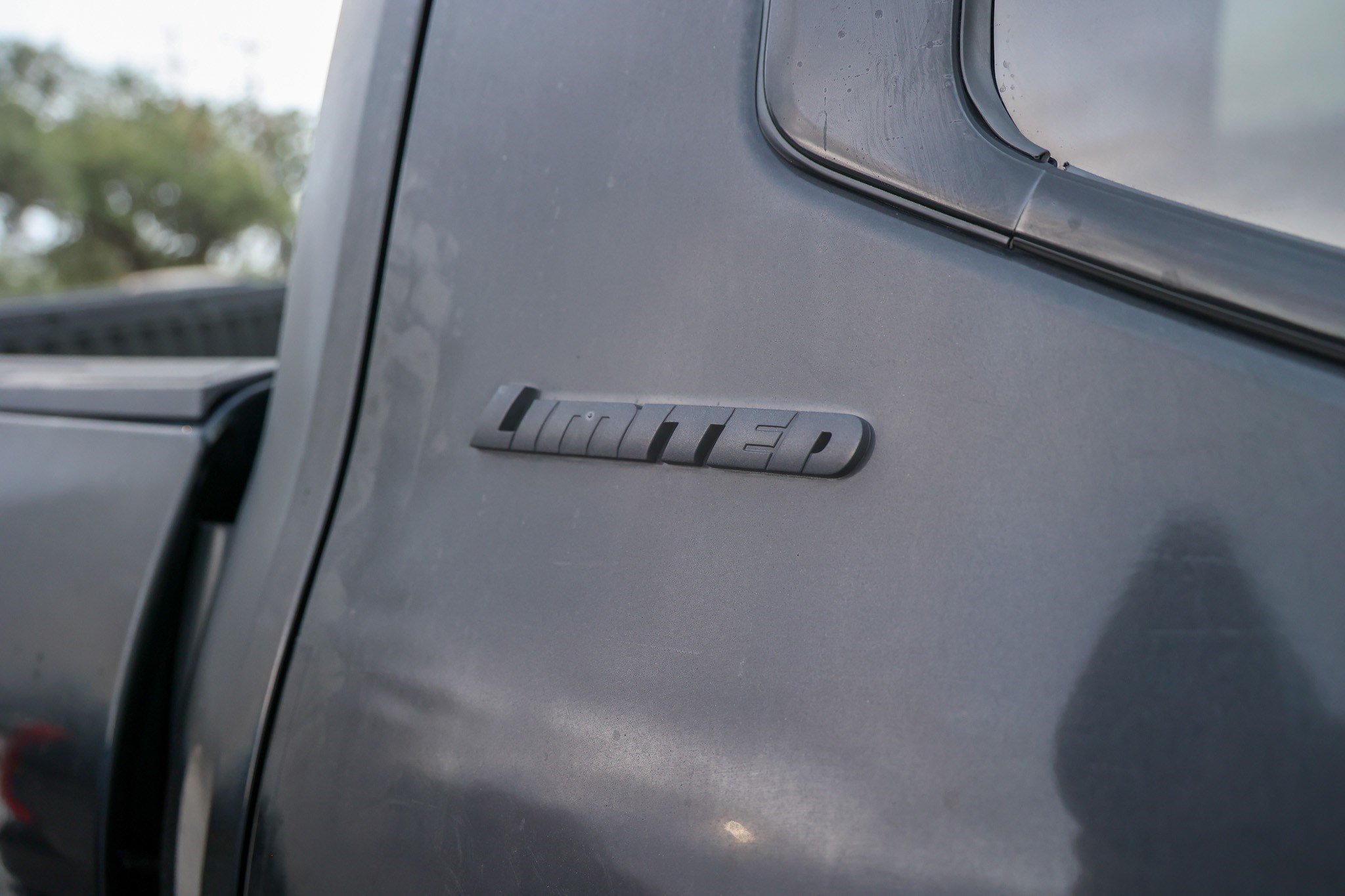 Used 2025 Toyota Tundra Limited AWD/4WD image 12