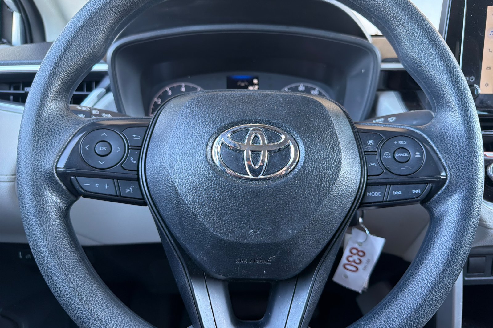 Used 2025 Toyota Corolla Cross L FWD image 28