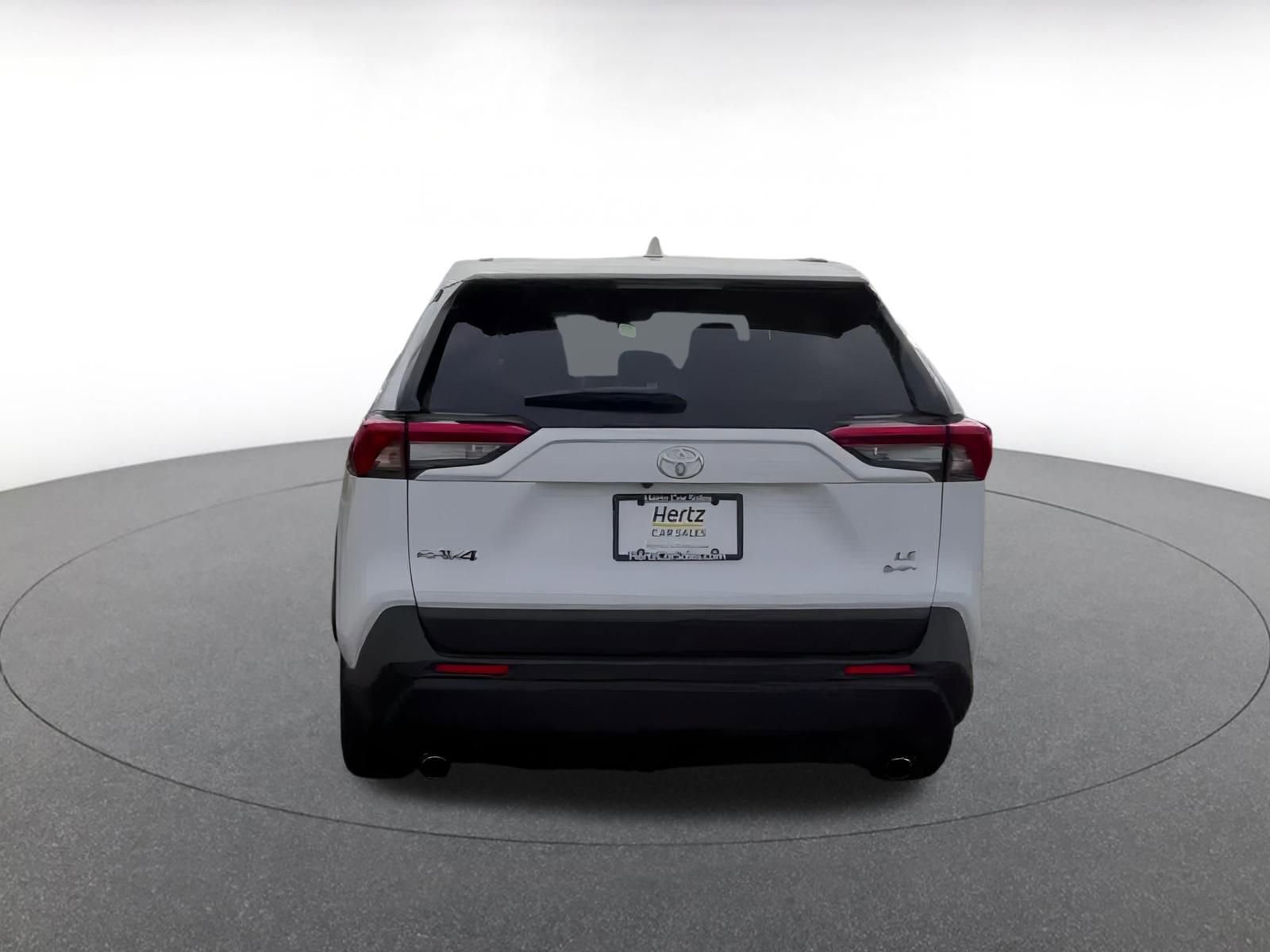 Used 2025 Toyota RAV4 LE image 12