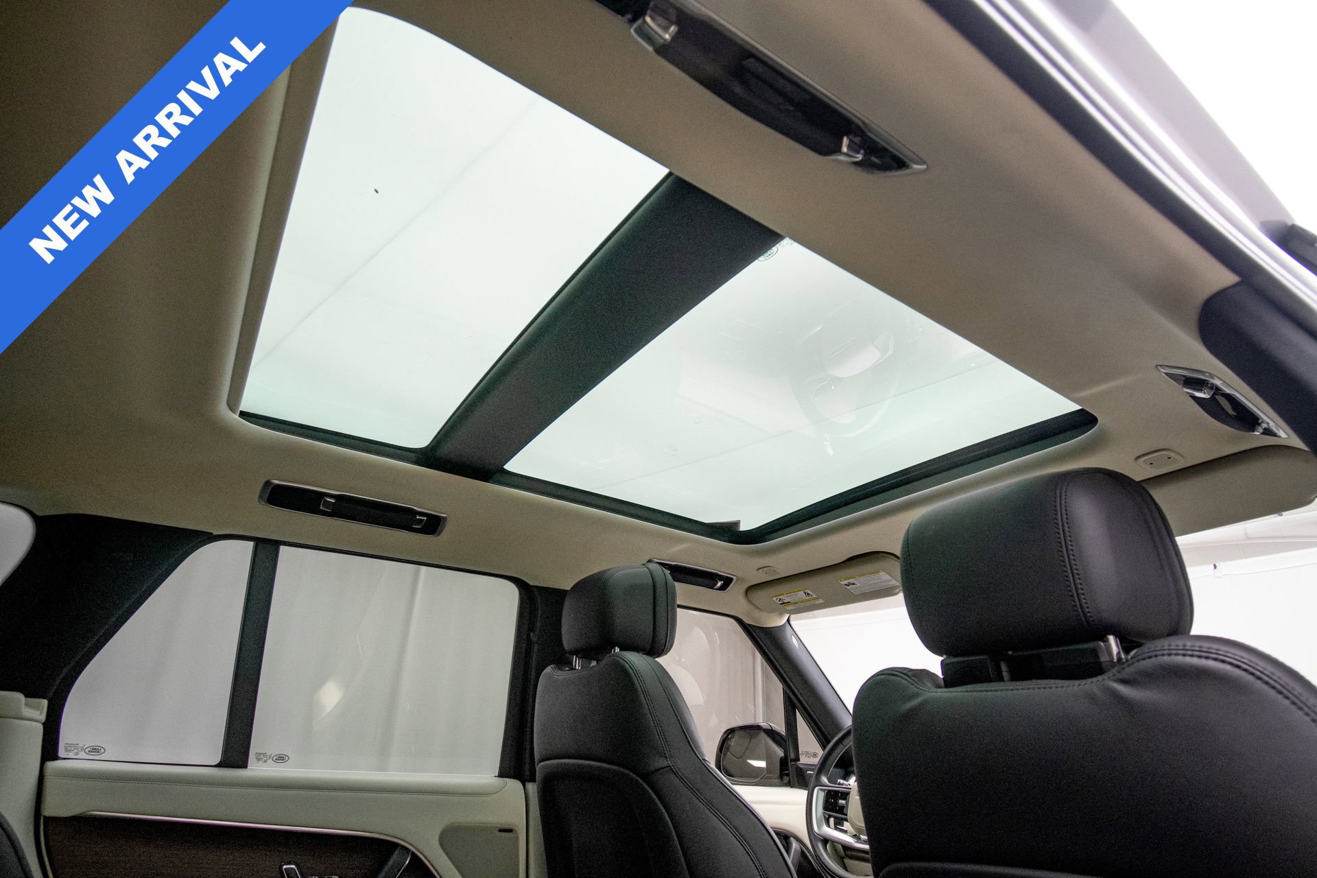 Used 2023 Land Rover Range Rover SE image 26