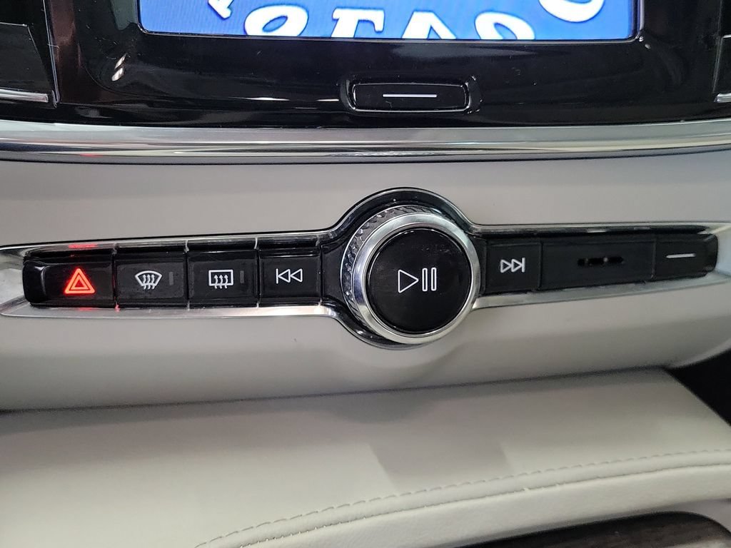 Used 2023 Volvo S90 B6 Plus AWD/4WD image 31