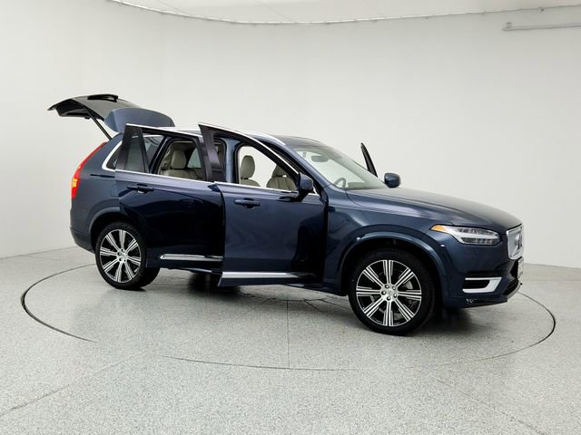 New 2025 Volvo XC90 B6 Plus w/ Protection Package Premier image 10
