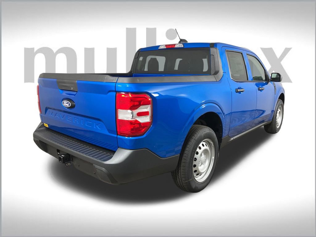 New 2025 Ford Maverick XL image 3