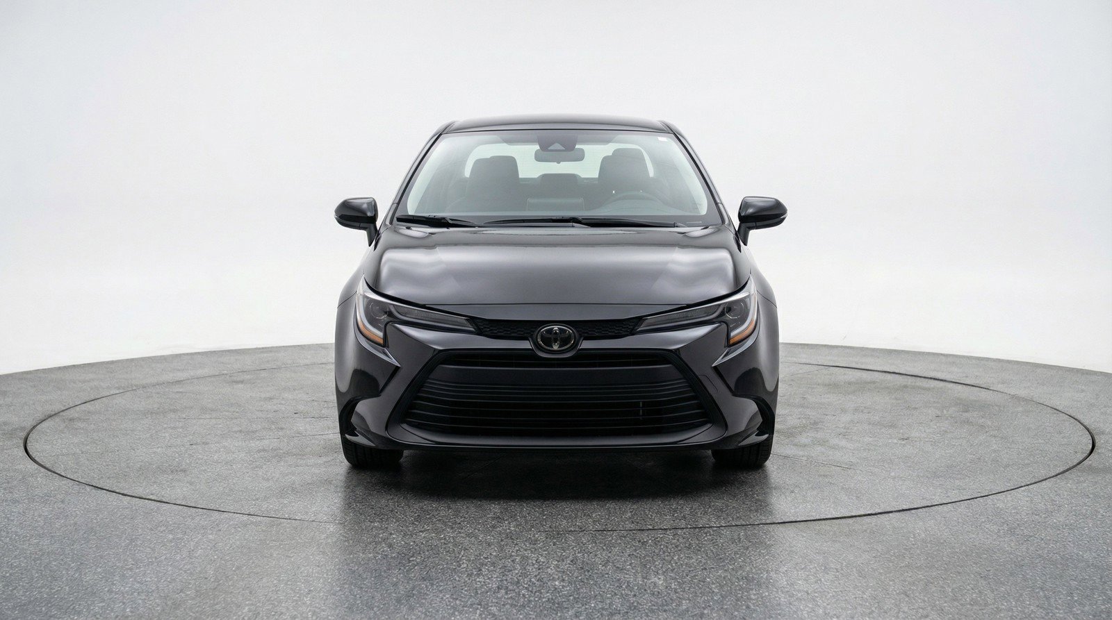 Used 2025 Toyota Corolla LE FWD image 2