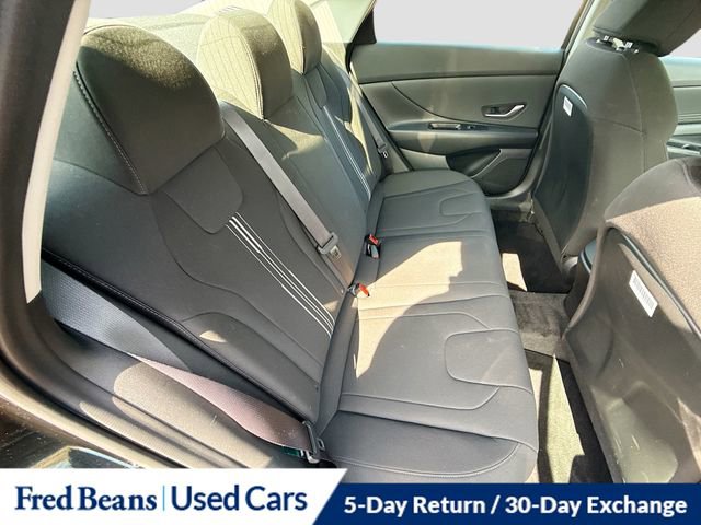 Used 2023 Hyundai Elantra SEL w/ Convenience Package image 28