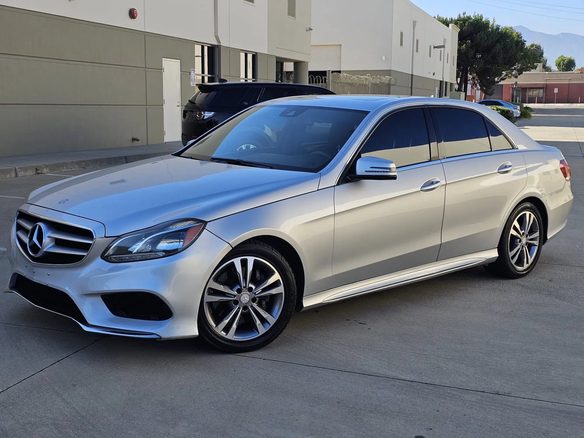 Used 2016 Mercedes-Benz E 250 Sedan image 1