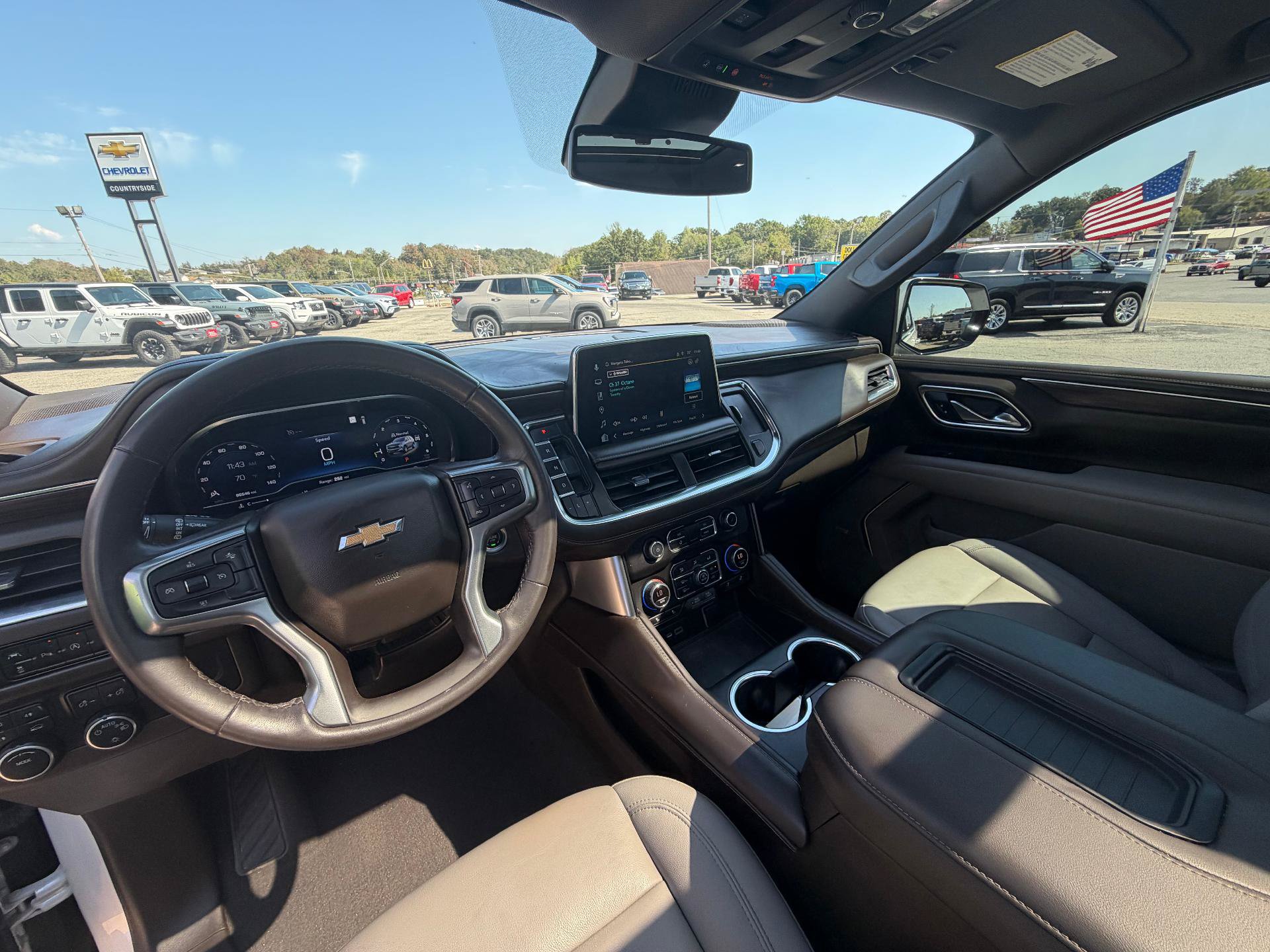 Used 2023 Chevrolet Tahoe LT AWD/4WD image 11