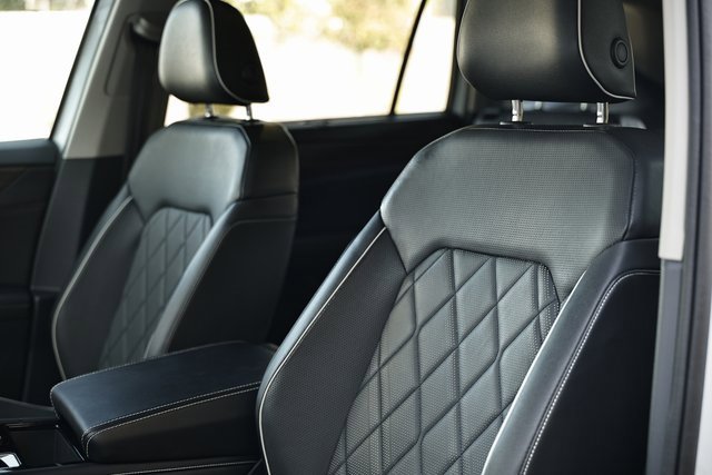 Used 2024 Volkswagen Atlas SEL Premium R-Line image 20