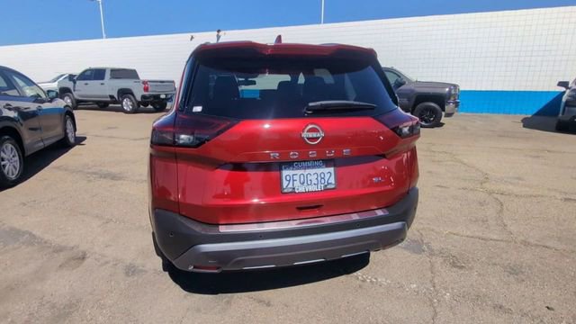Used 2023 Nissan Rogue SL w/ SL Premium Package image 7