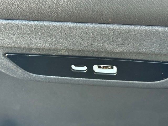 New 2026 Chrysler Pacifica Limited w/ S Appearance Package image 47