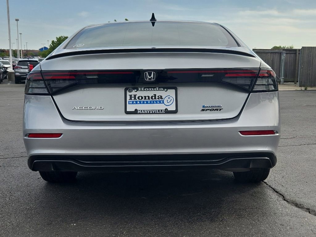 Used 2025 Honda Accord Sport image 6