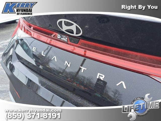 New 2026 Hyundai Elantra Blue image 7