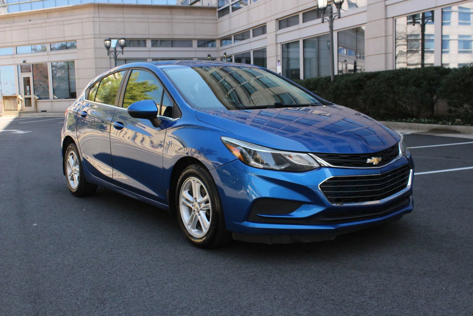 Used 2018 Chevrolet Cruze LT w/ Convenience Package