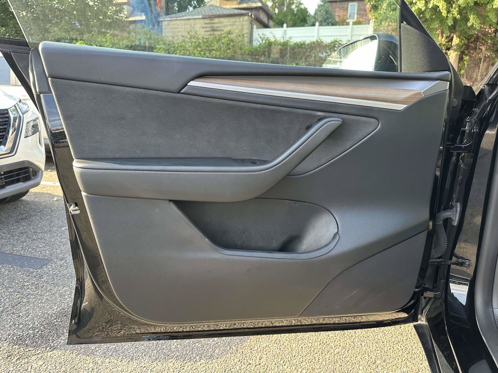 Used 2023 Tesla Model Y Long Range AWD/4WD image 13