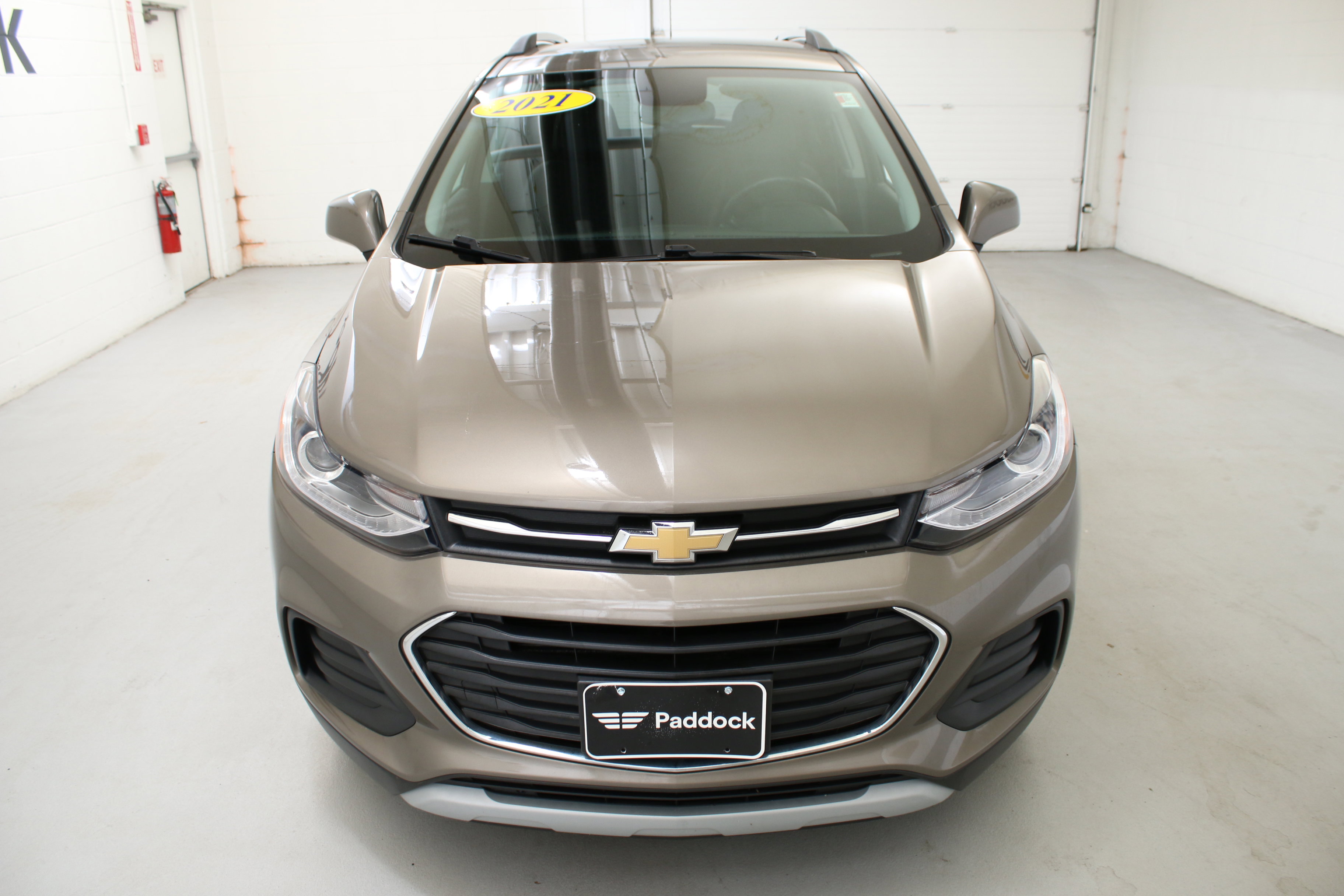 Used 2021 Chevrolet Trax LT AWD/4WD image 2