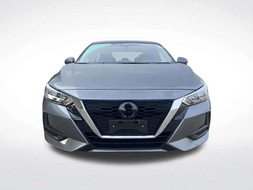 Certified 2022 Nissan Sentra SV FWD image 2
