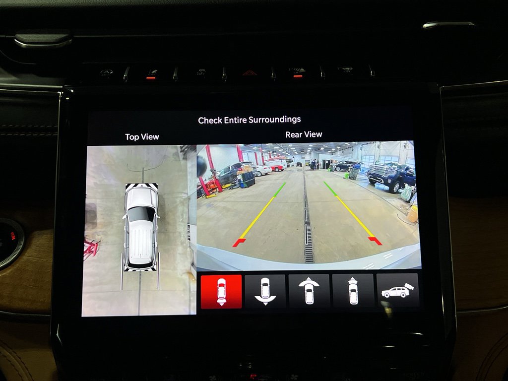 Used 2021 Jeep Grand Cherokee L Summit image 28