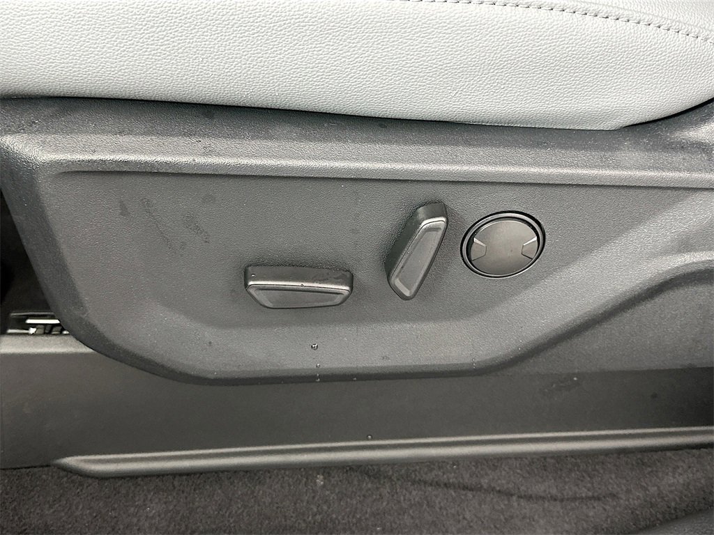 New 2025 Ford F150 Lightning Flash image 20