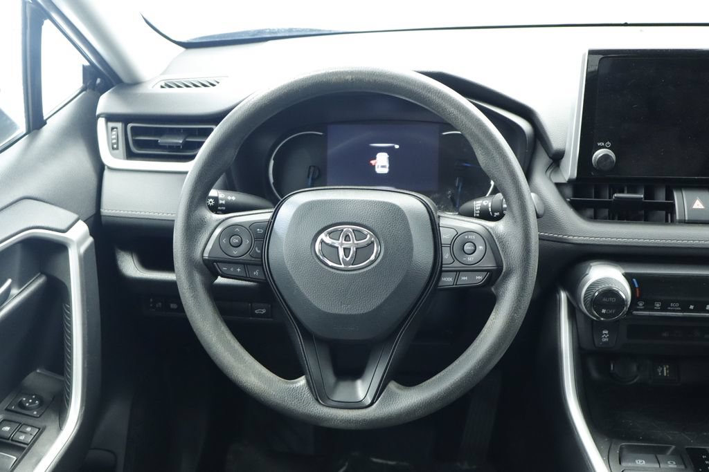 Used 2023 Toyota RAV4 XLE w/ Convenience Package AWD/4WD image 25