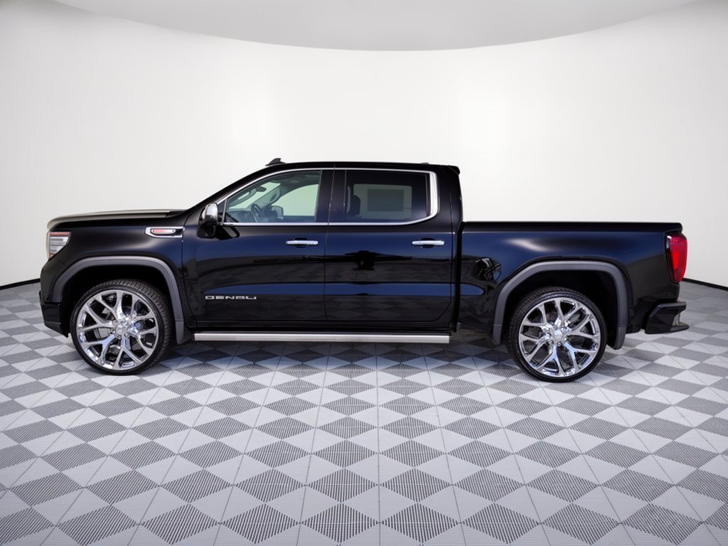 Used 2025 GMC Sierra 1500 Denali AWD/4WD image 2