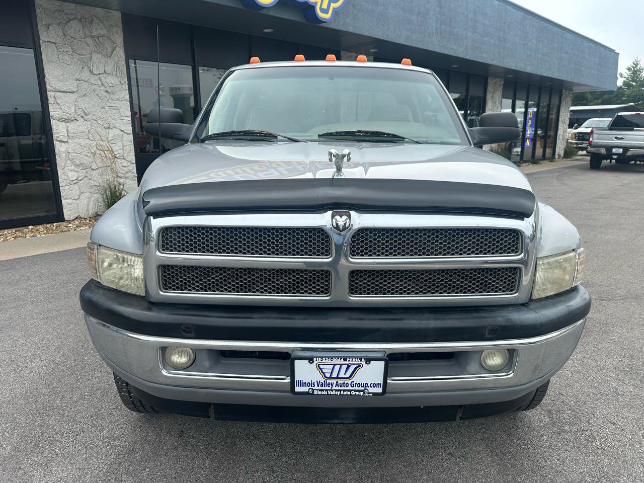 Used 1998 Dodge Ram 2500 Truck 4x4 Quad Cab image 10