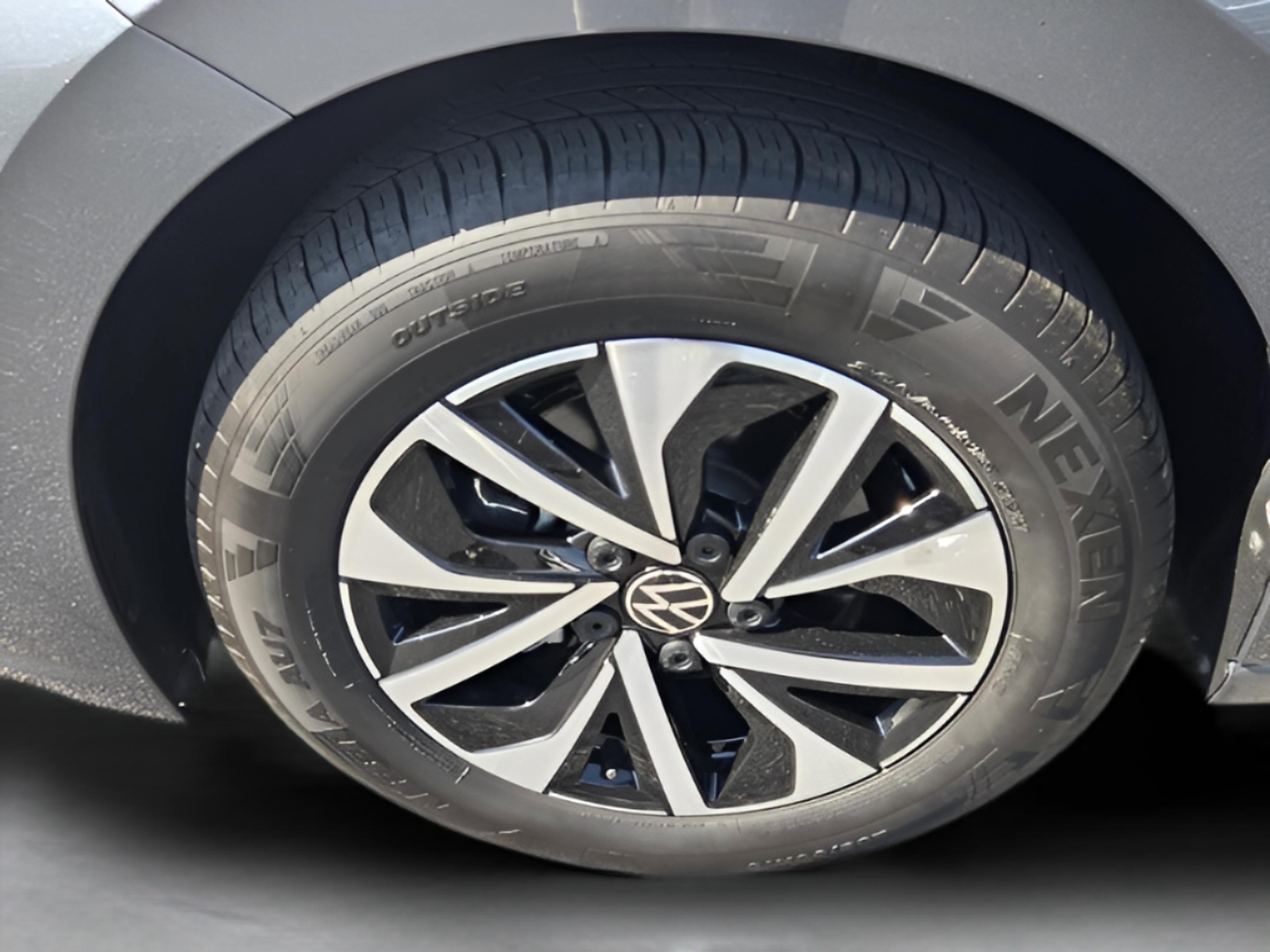 Used 2024 Volkswagen Jetta S image 20