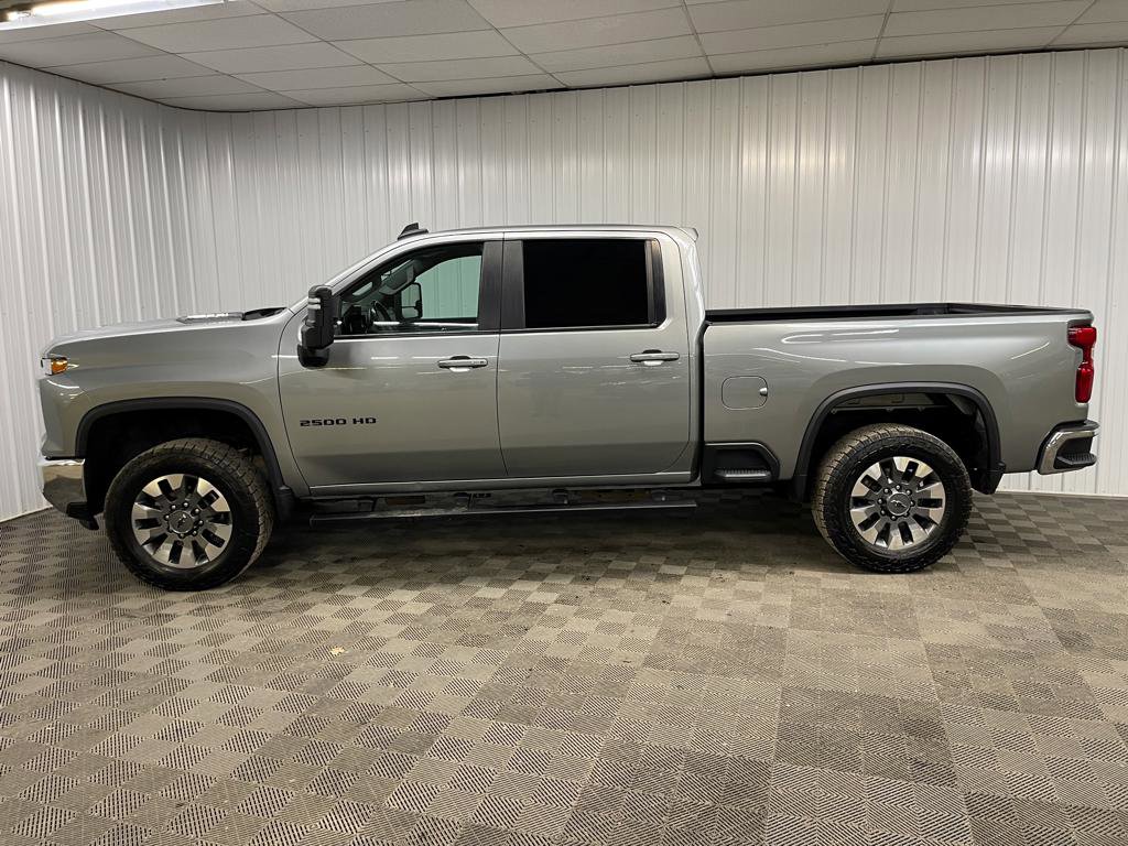 Used 2024 Chevrolet Silverado 2500 LT w/ All Star Edition image 5