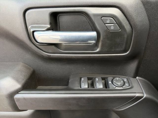 Used 2025 Chevrolet Silverado 1500 W/T w/ WT Value Package AWD/4WD image 4