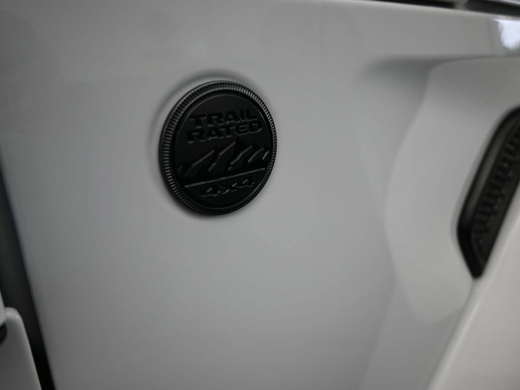 Used 2024 Jeep Gladiator Sport image 48