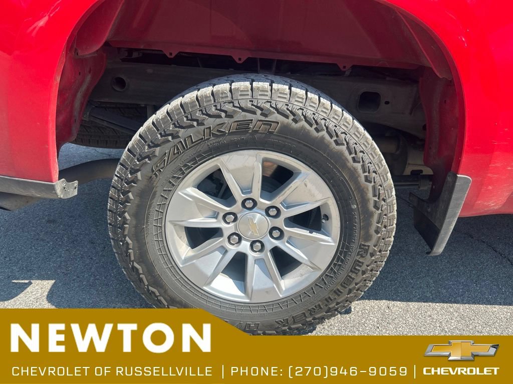 Used 2022 Chevrolet Silverado 1500 LT AWD/4WD image 17