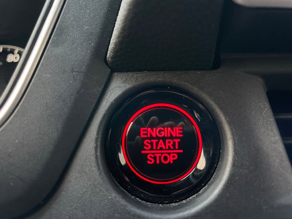 Certified 2025 Honda Pilot Sport image 21